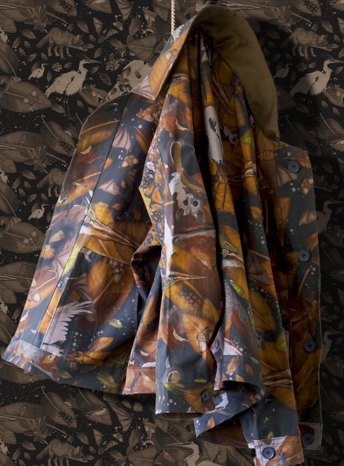 Chaqueta gabardina camo